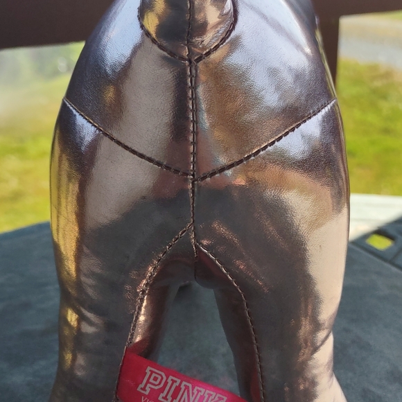 SOLD !SOLD !Very Large Lot of VS PINK DOGS. - Picture 4 of 9